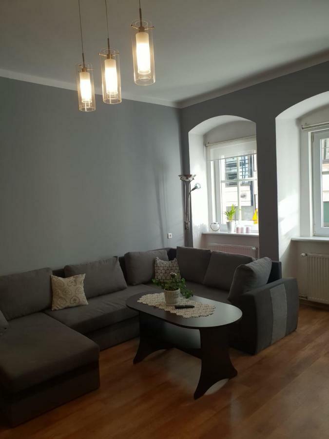 Апартаменты Apartament Danusia Еленя-Гура Экстерьер фото